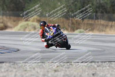 media/Oct-04-2025-CVMA (Sat) [[408bcdd6e4]]/Race 10-Amateur Supersport Middleweight/